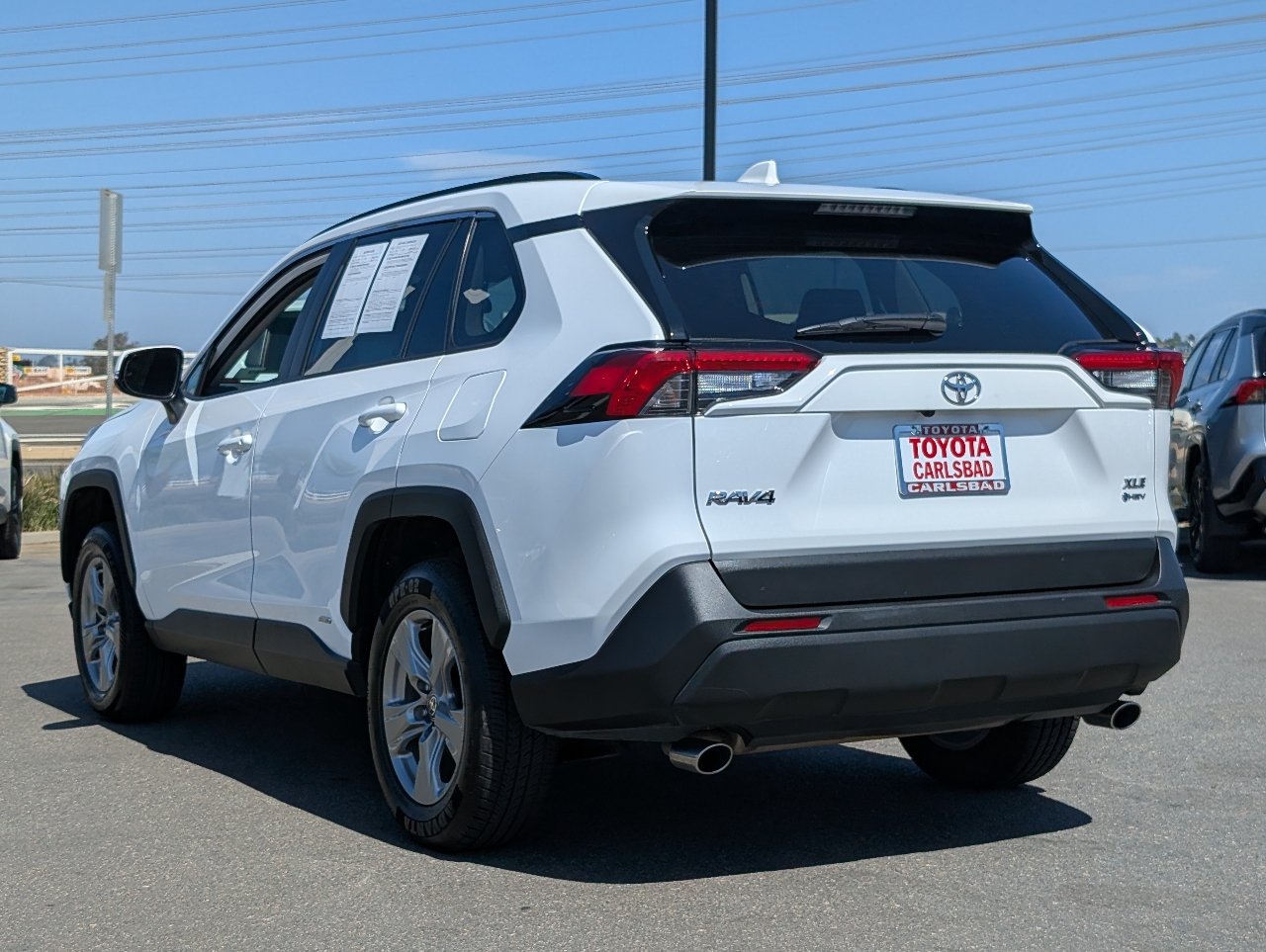 Used 2025 Toyota RAV4 XLE AWD/4WD image 12