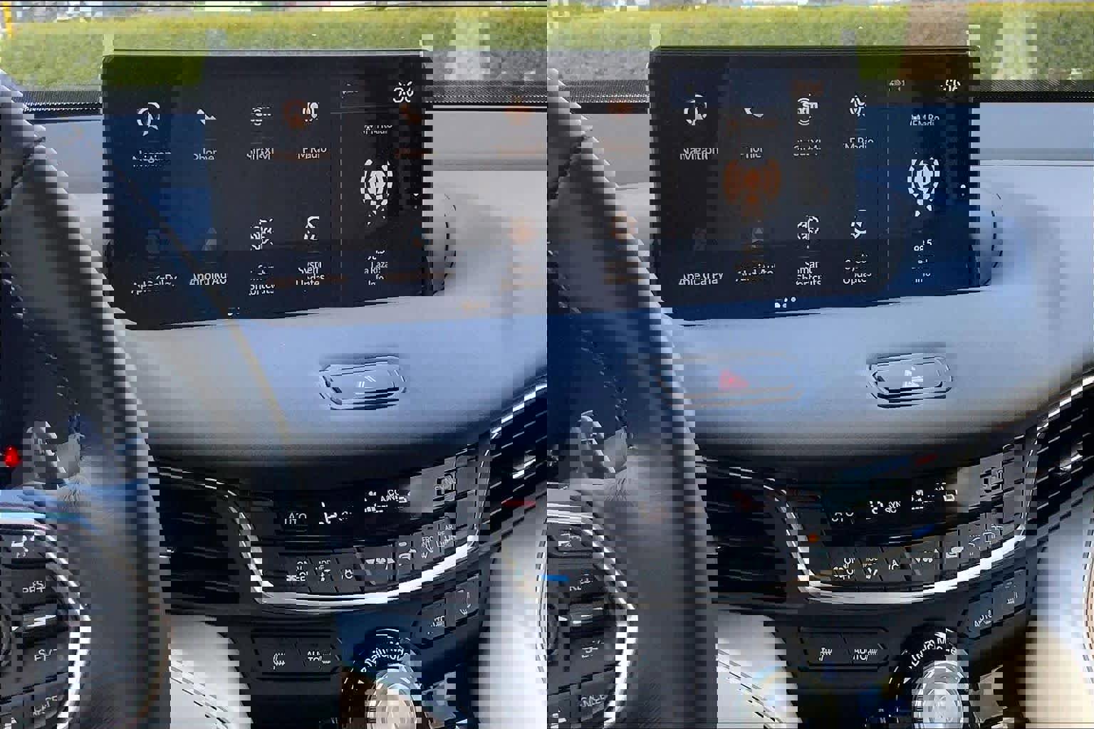 Used 2025 Acura TLX w/ Technology Package image 6