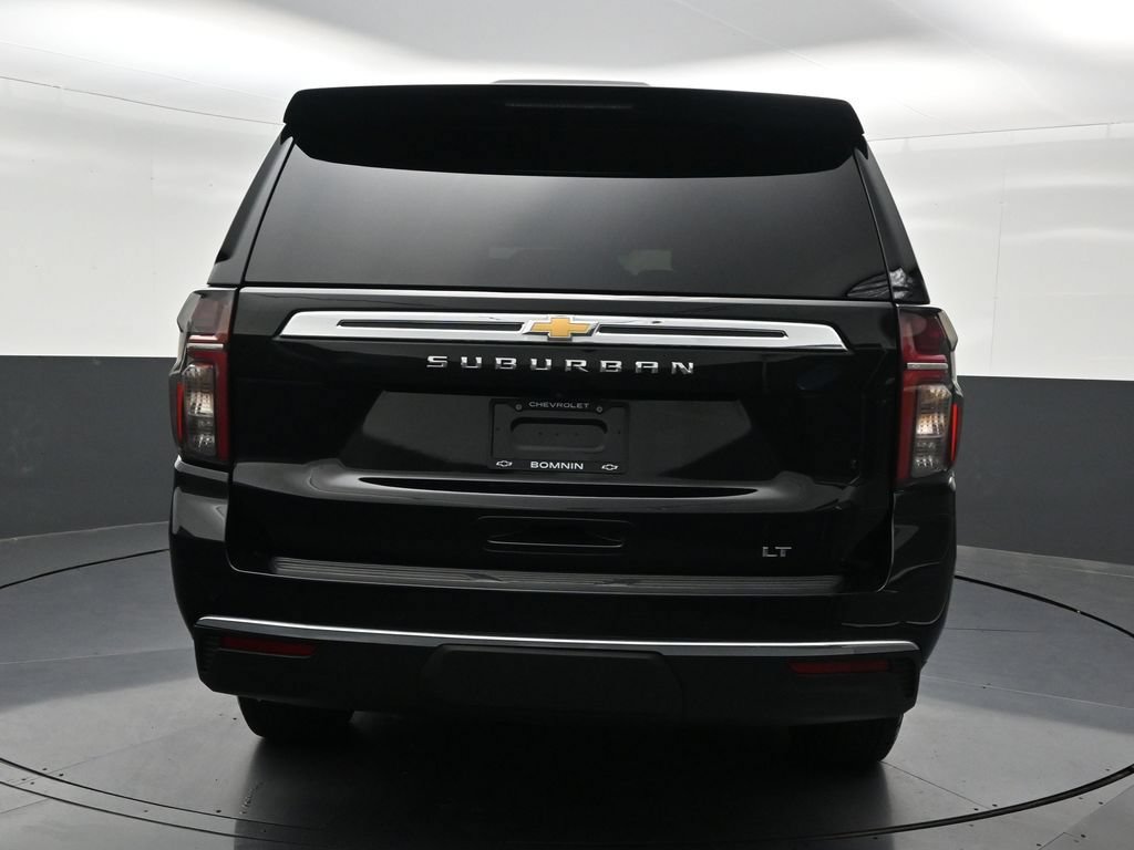 Used 2023 Chevrolet Suburban LT RWD image 4