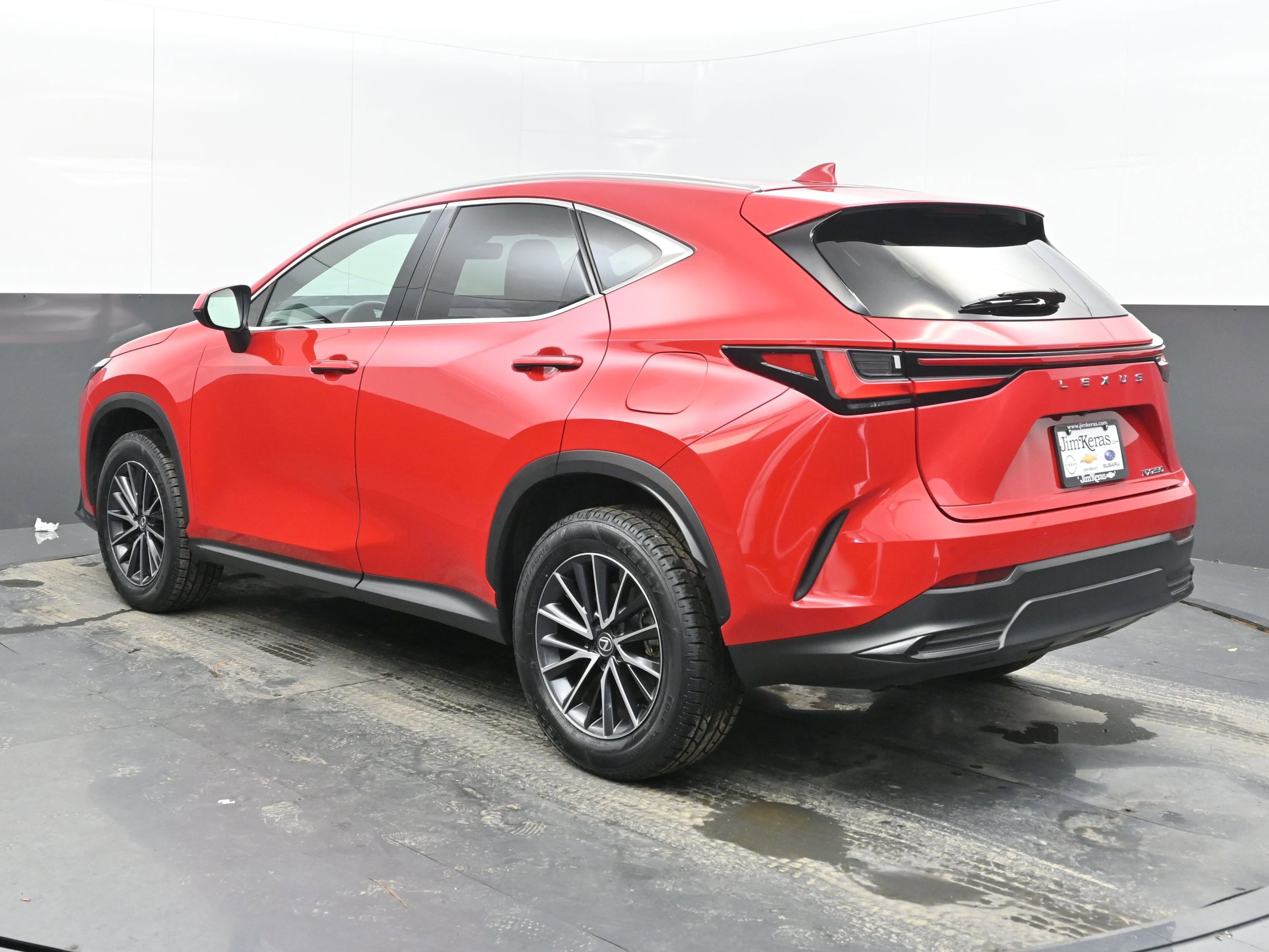 Used 2025 Lexus NX 250 FWD w/ Premium Package image 8