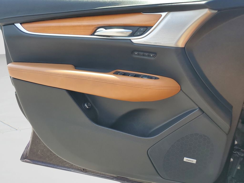 Used 2020 Cadillac XT5 Premium Luxury image 24