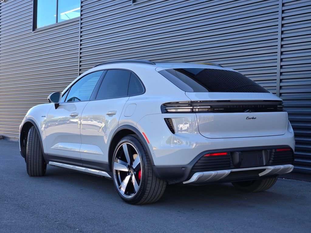 New 2026 Porsche Macan Turbo Electric AWD/4WD image 3