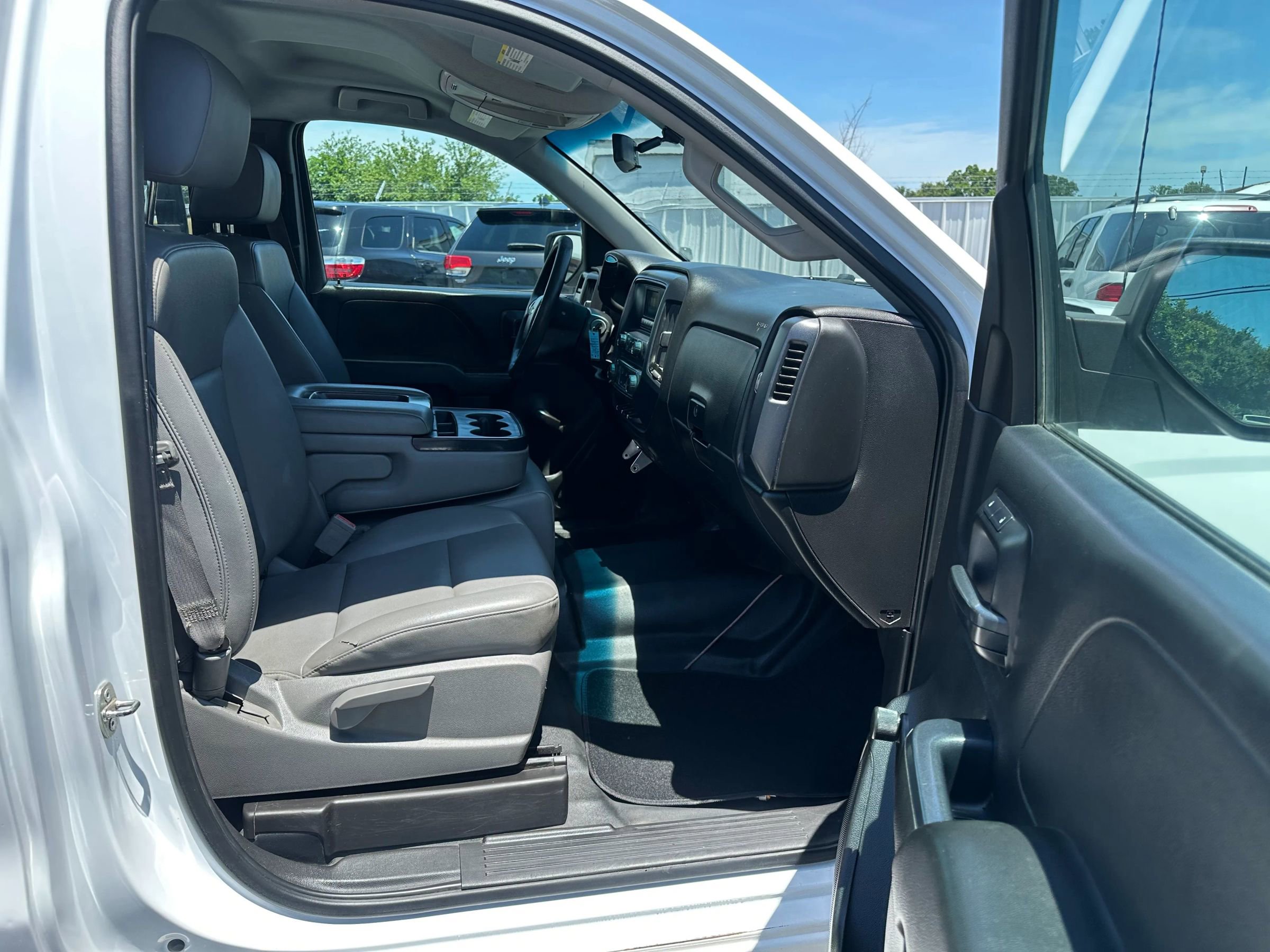 Used 2016 Chevrolet Silverado 1500 W/T image 12