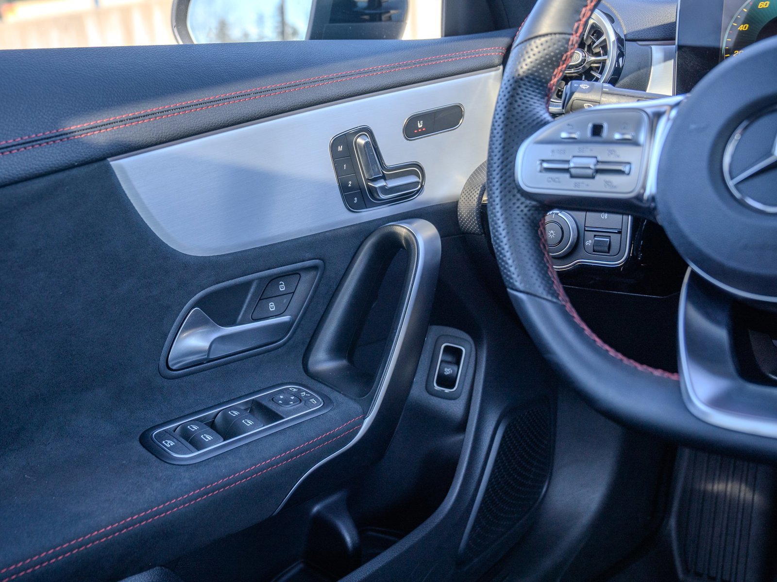 Certified 2023 Mercedes-Benz CLA 250 4MATIC image 25