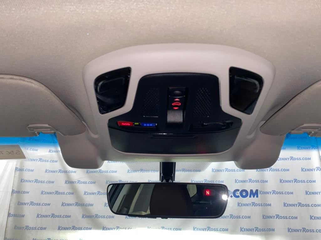 Used 2021 Subaru Outback Touring w/ Popular Package #2 image 25