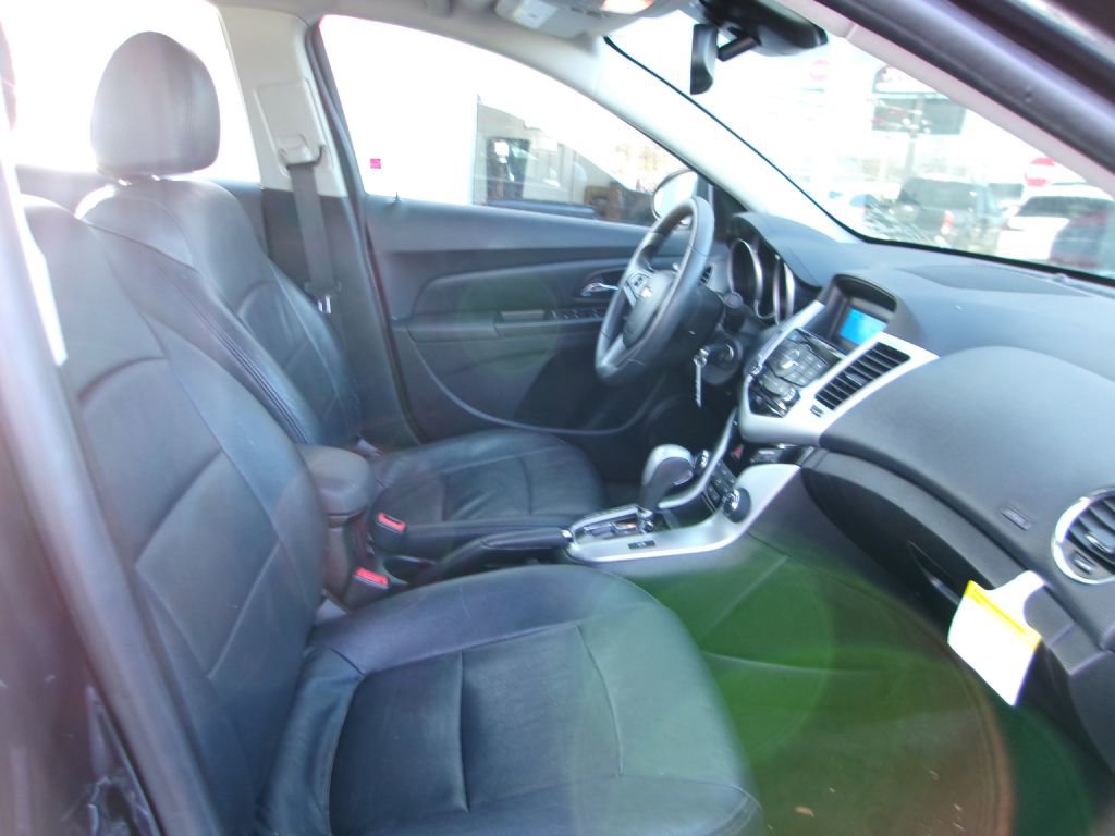 Used 2016 Chevrolet Cruze LT image 15