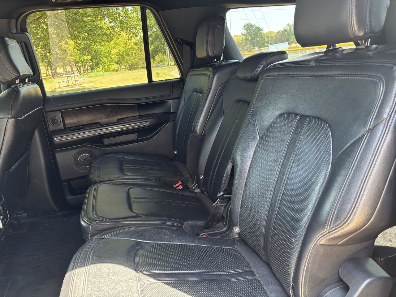 Used 2019 Ford Expedition Max Limited RWD image 10