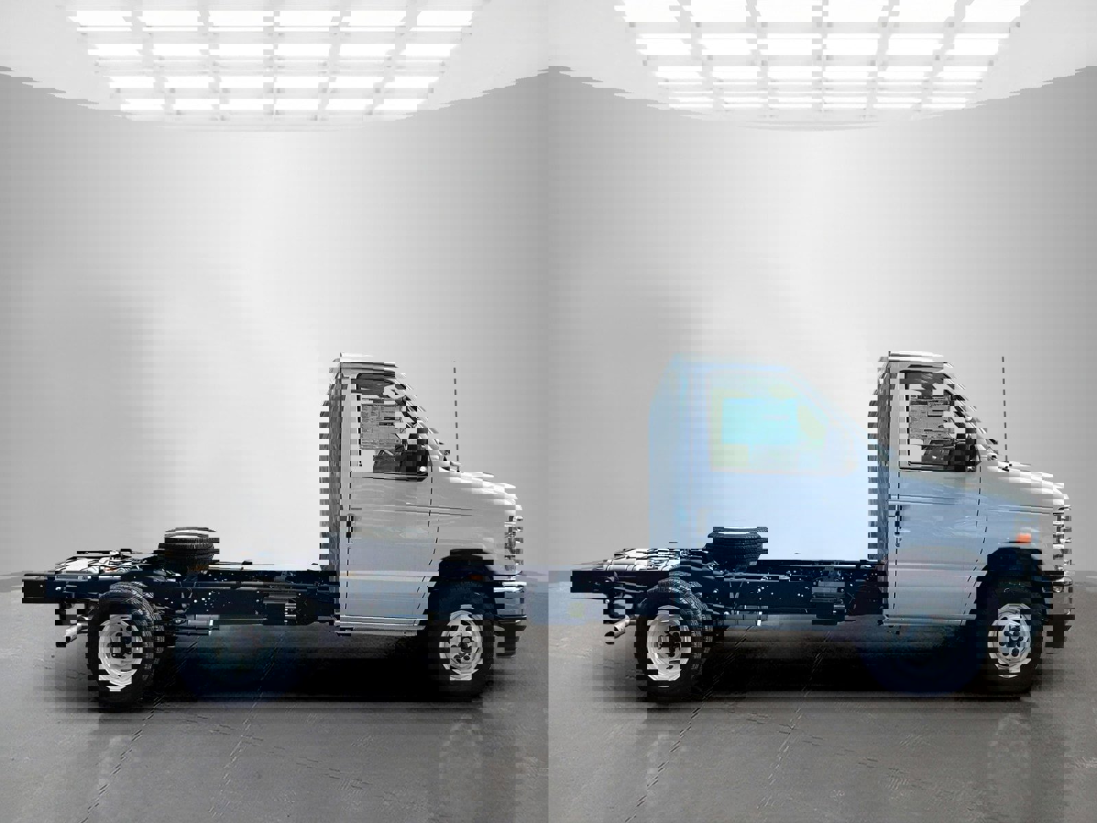 New 2026 Ford E-450 and Econoline 450 Super Duty w/ Ambulance Prep Package image 3