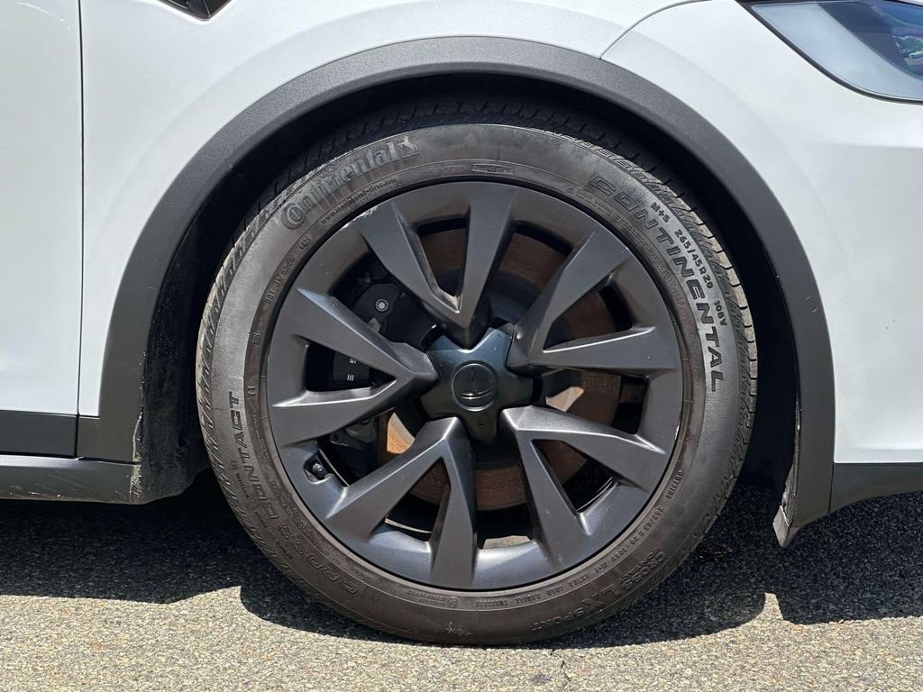 Used 2024 Tesla Model X AWD/4WD image 8