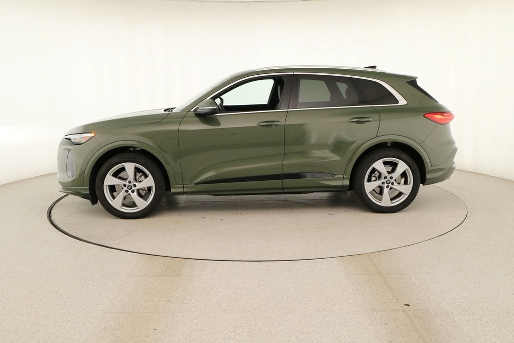Used 2025 Audi Q5 Prestige AWD/4WD image 2