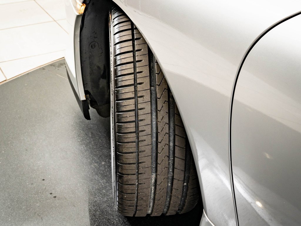 Used 2003 Porsche 911 Turbo image 40