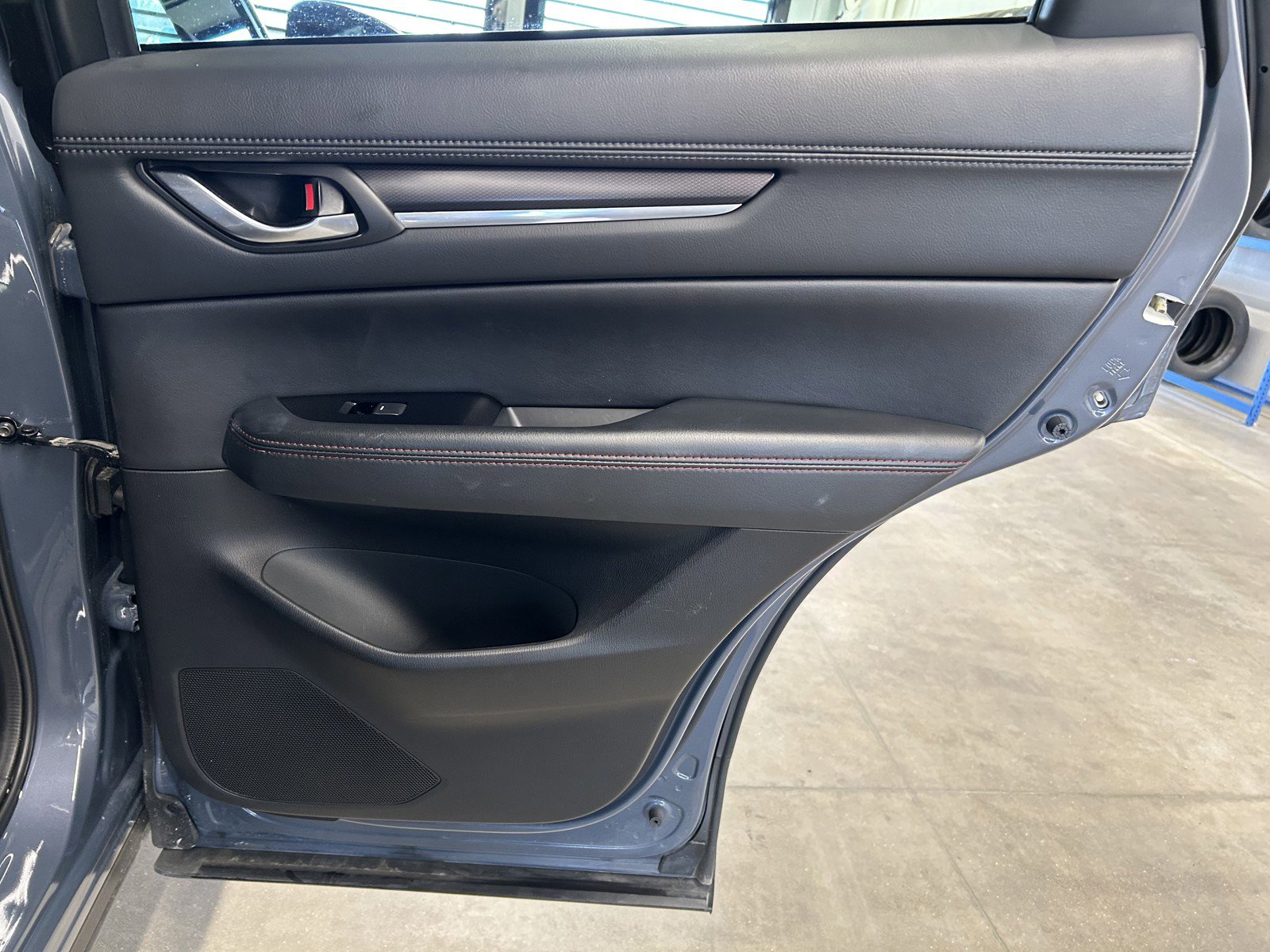 Used 2024 MAZDA CX-5 Carbon Edition image 17