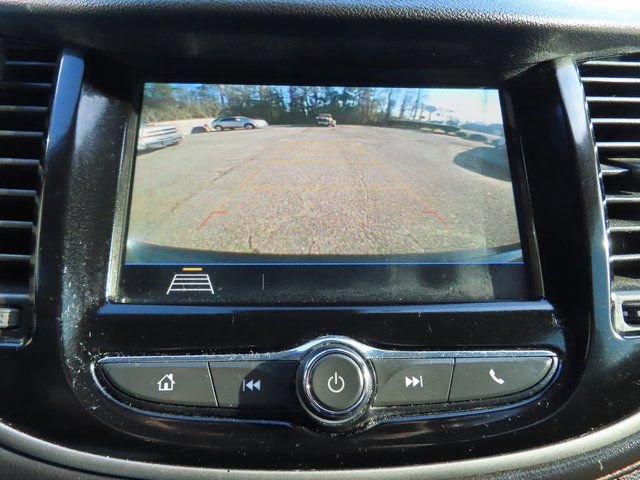 Used 2019 Chevrolet Trax LT w/ Driver Confidence Package FWD image 22