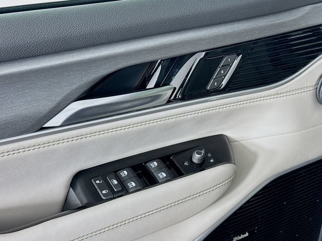 New 2026 Jeep Grand Wagoneer L Limited AWD/4WD image 21