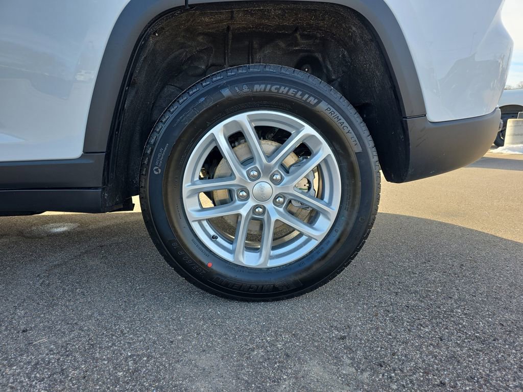 New 2026 Jeep Grand Cherokee Laredo X image 35