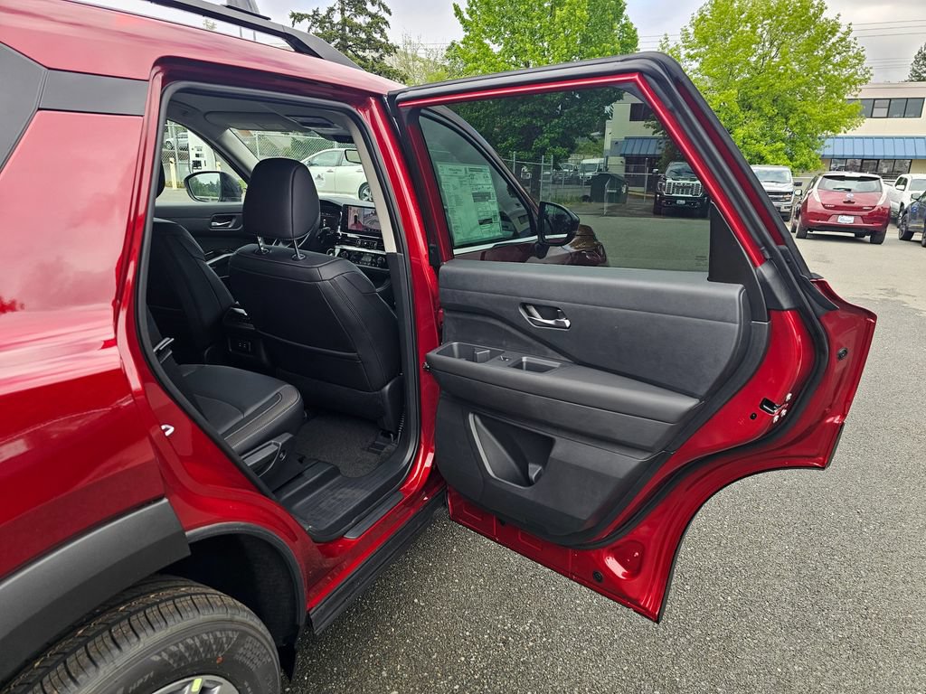 New 2026 Nissan Pathfinder SL AWD/4WD image 24