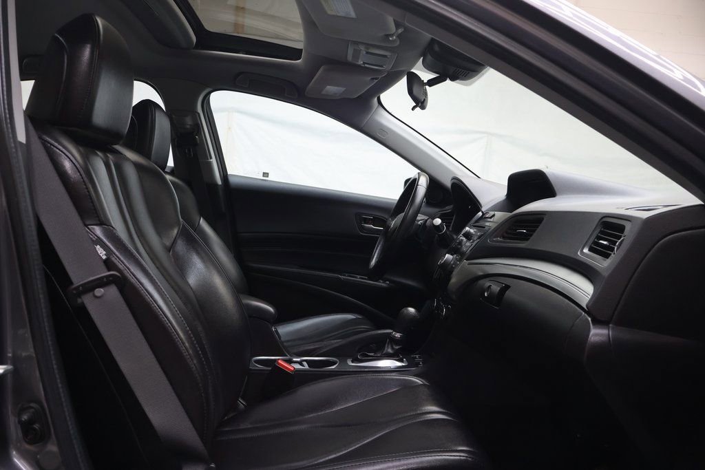 Used 2020 Acura ILX image 9