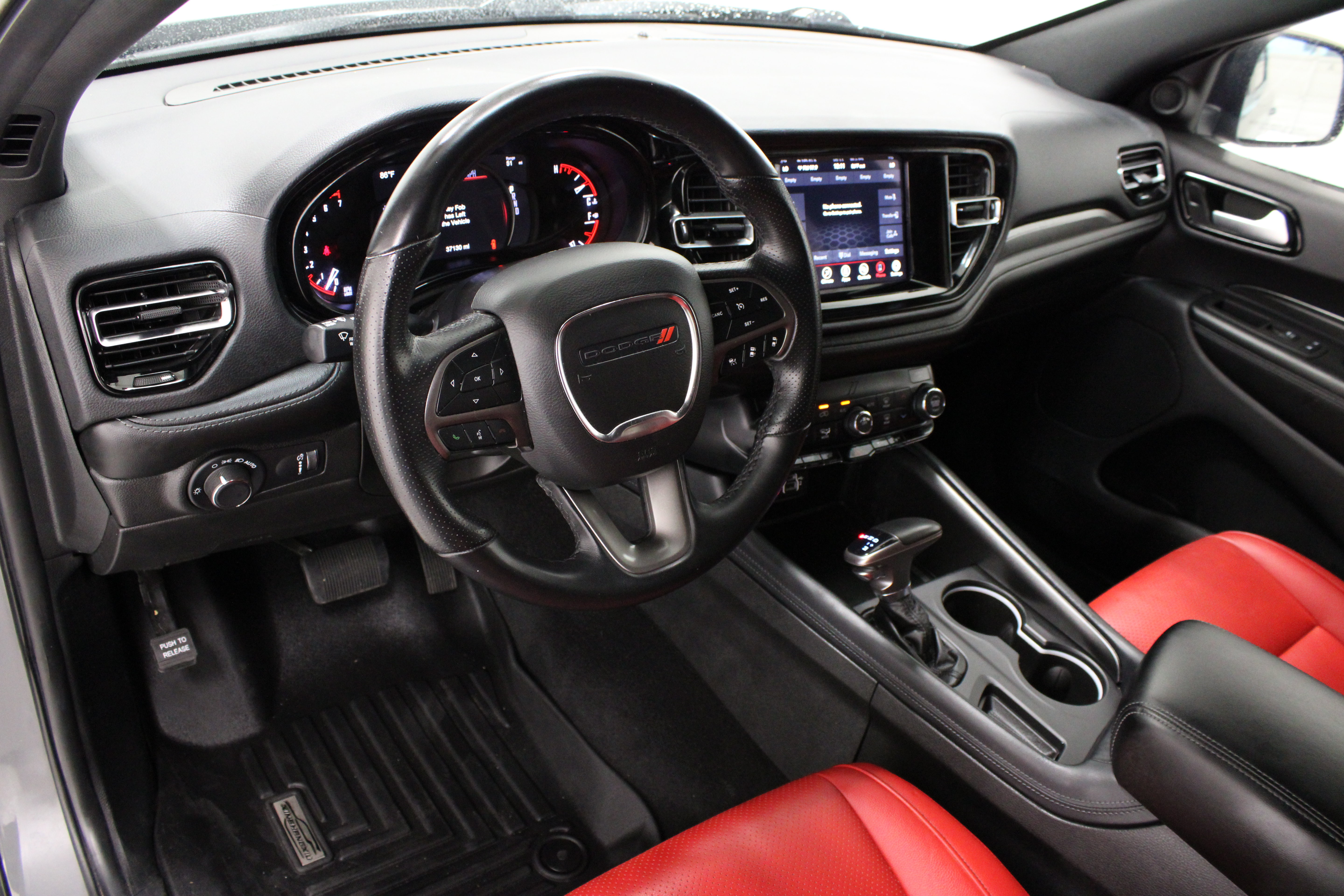 Used 2023 Dodge Durango SXT Launch Edition RWD image 13