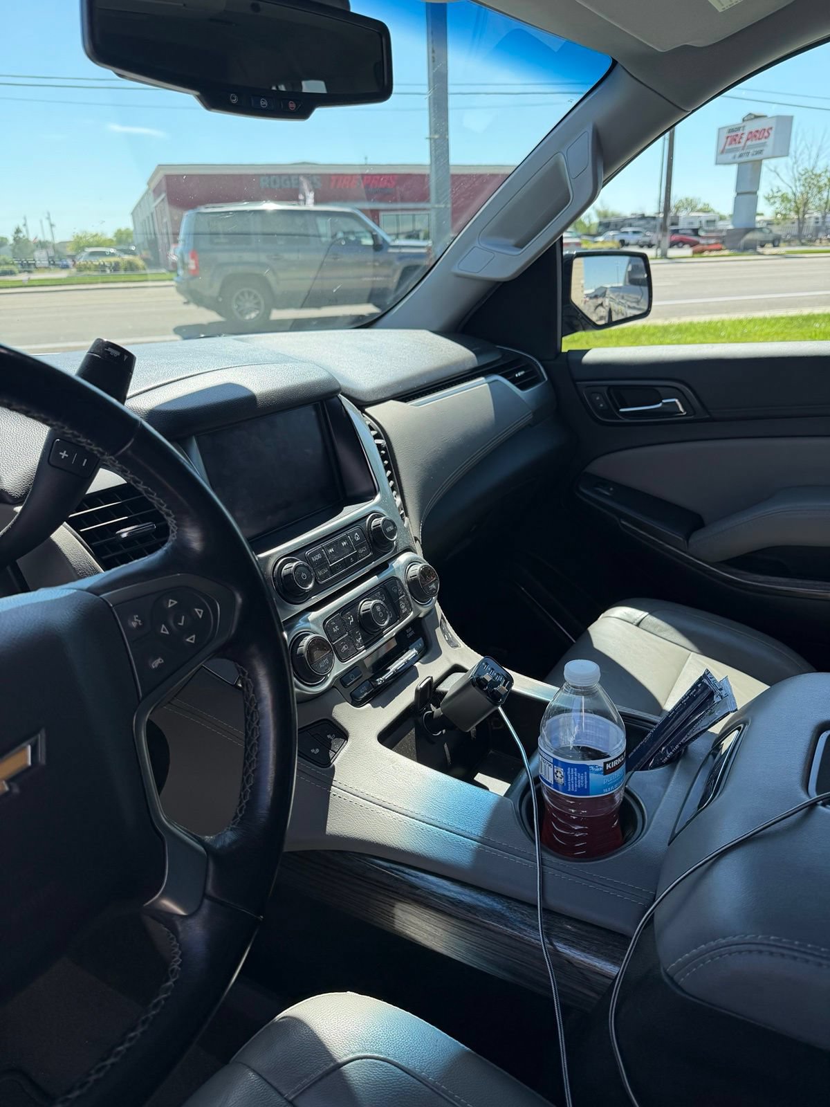 Used 2019 Chevrolet Suburban LT AWD/4WD image 24