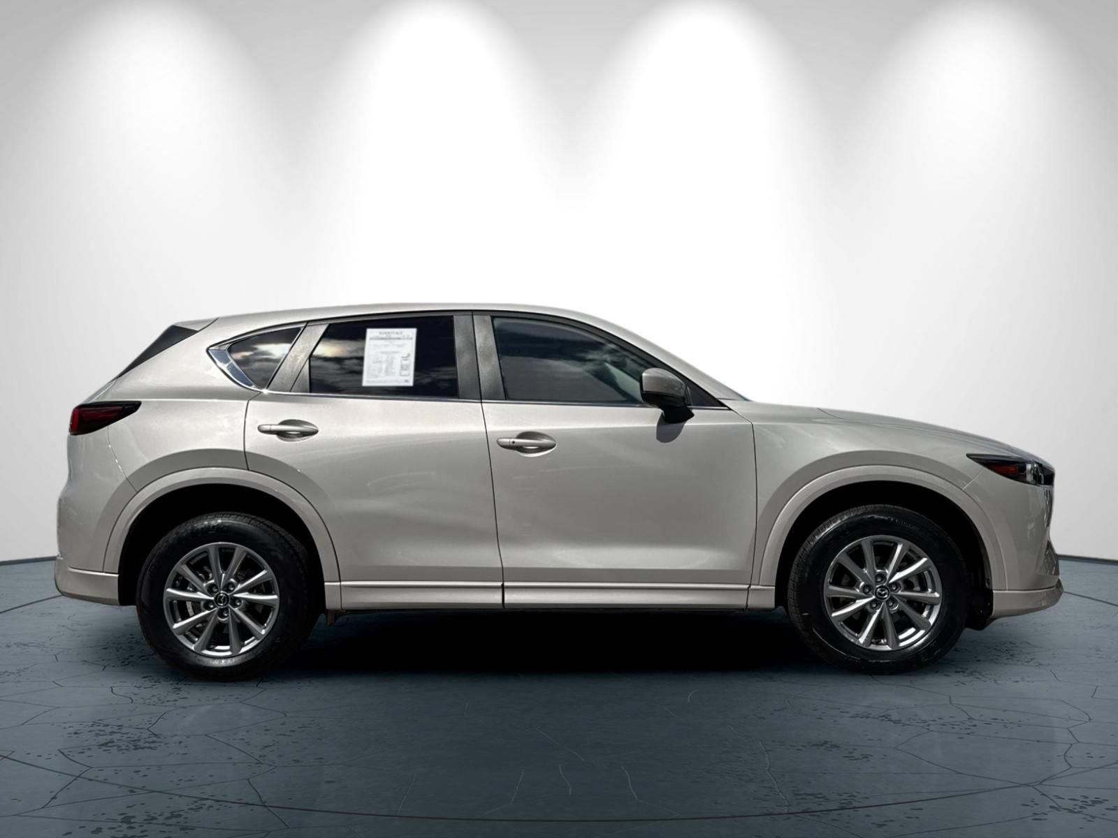 Used 2025 MAZDA CX-5 AWD 2.5 S w/ Preferred Package image 3