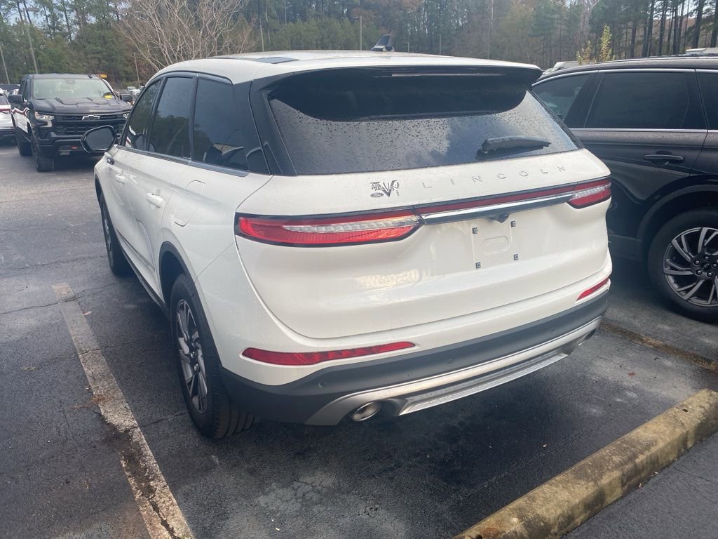 Used 2025 Lincoln Corsair FWD image 10