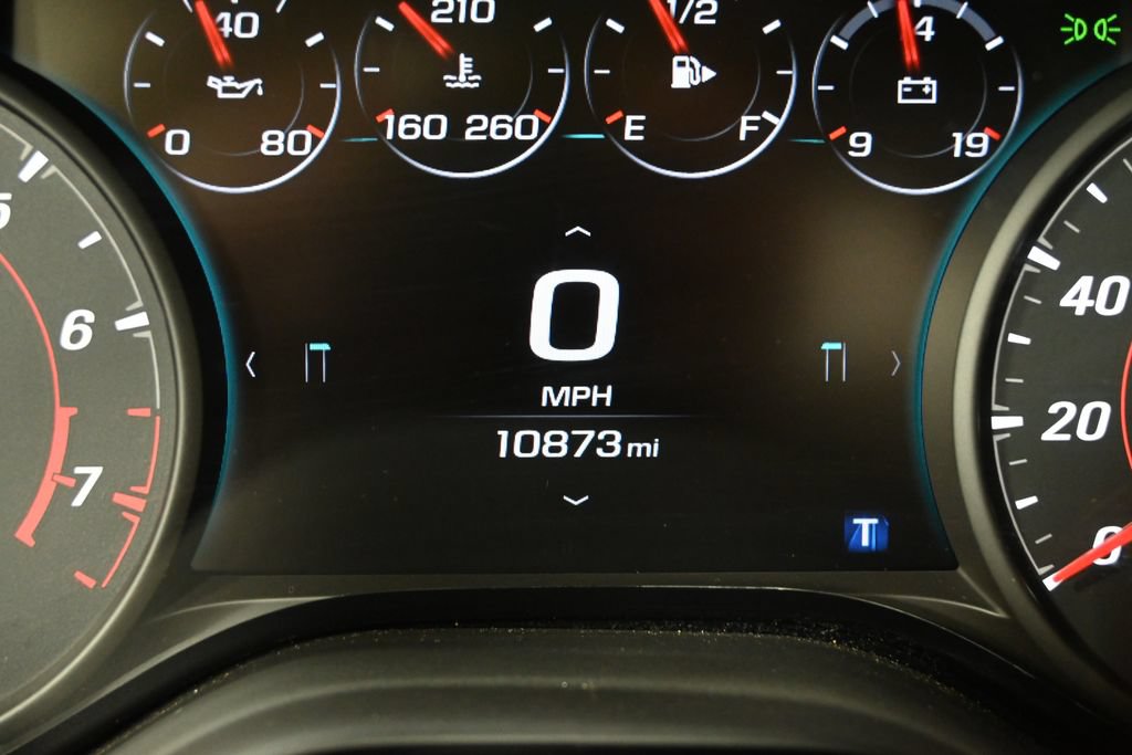 Used 2018 Chevrolet Camaro SS RWD image 26