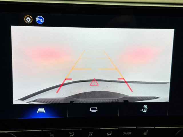 Used 2025 Chevrolet Colorado Trail Boss image 15