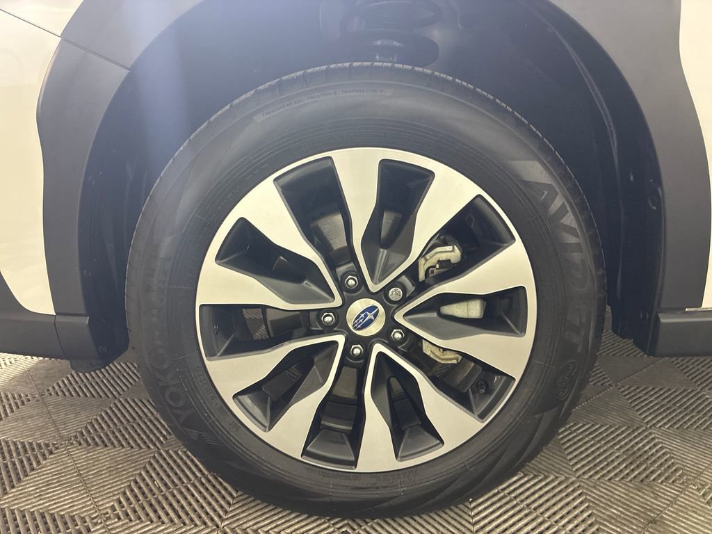 Used 2023 Subaru Outback Limited AWD/4WD image 6