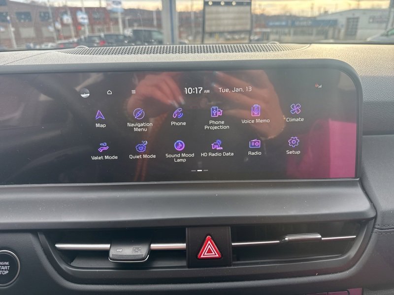 Used 2024 Kia Seltos EX image 14