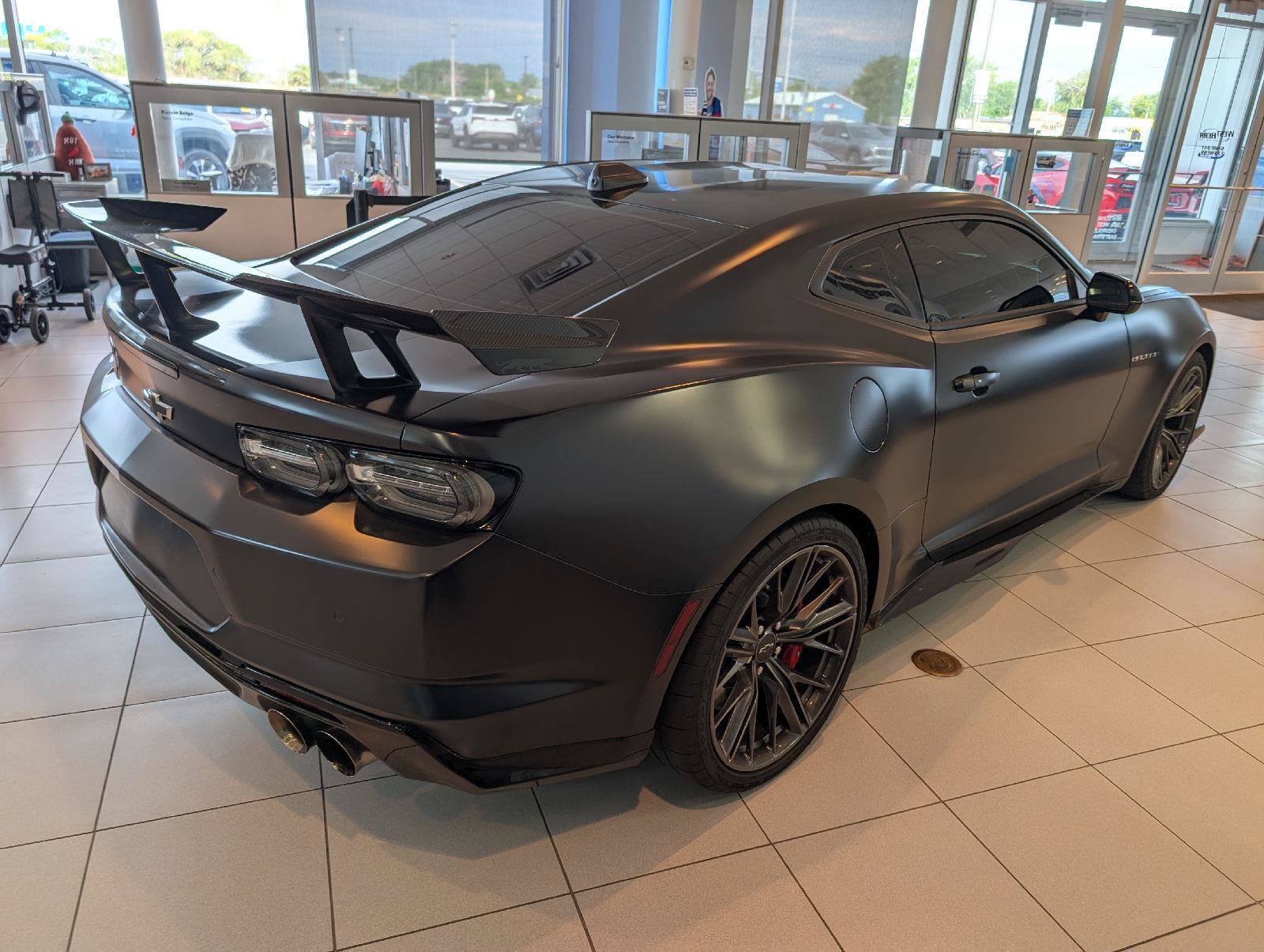 Used 2024 Chevrolet Camaro ZL1 RWD image 10