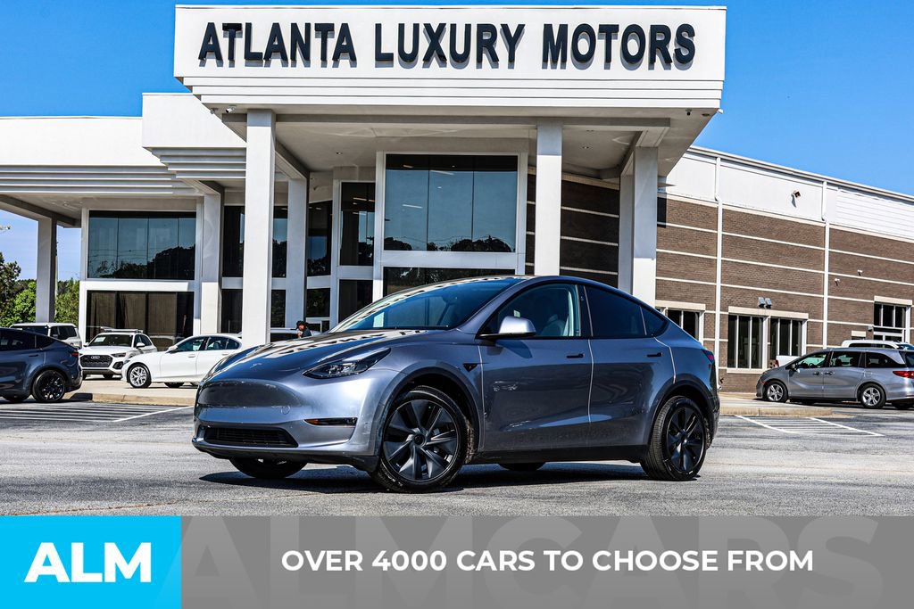 Used 2025 Tesla Model Y Long Range image 3