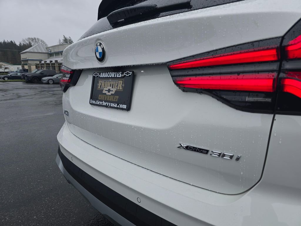 Used 2024 BMW X3 xDrive30i image 10