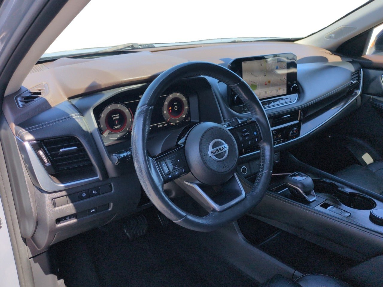 Used 2021 Nissan Rogue Platinum AWD/4WD image 15