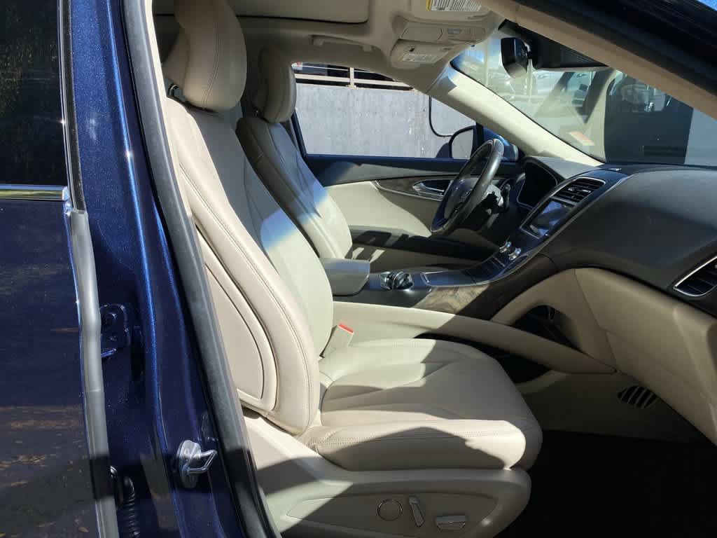 Used 2017 Lincoln MKX Reserve w/ Lincoln MKX Climate Package AWD/4WD image 17