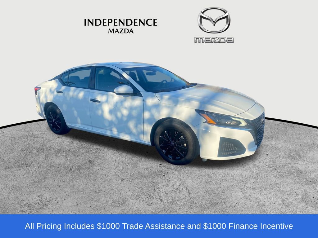 Used 2023 Nissan Altima 2.5 S image 1