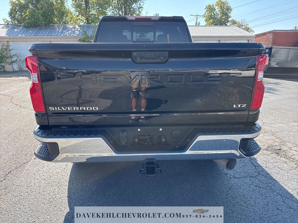 Used 2020 Chevrolet Silverado 2500 LTZ w/ LTZ Convenience Package image 4