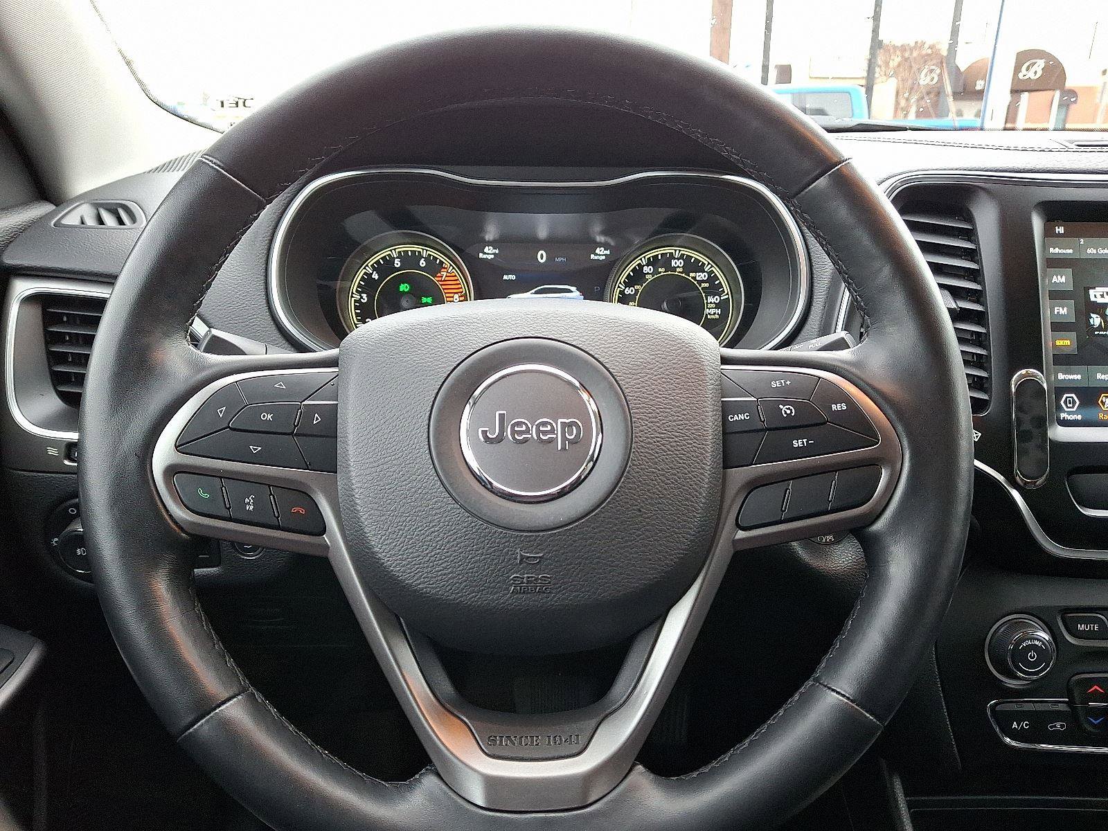 Used 2021 Jeep Cherokee Latitude Lux w/ Comfort/Convenience Group image 17