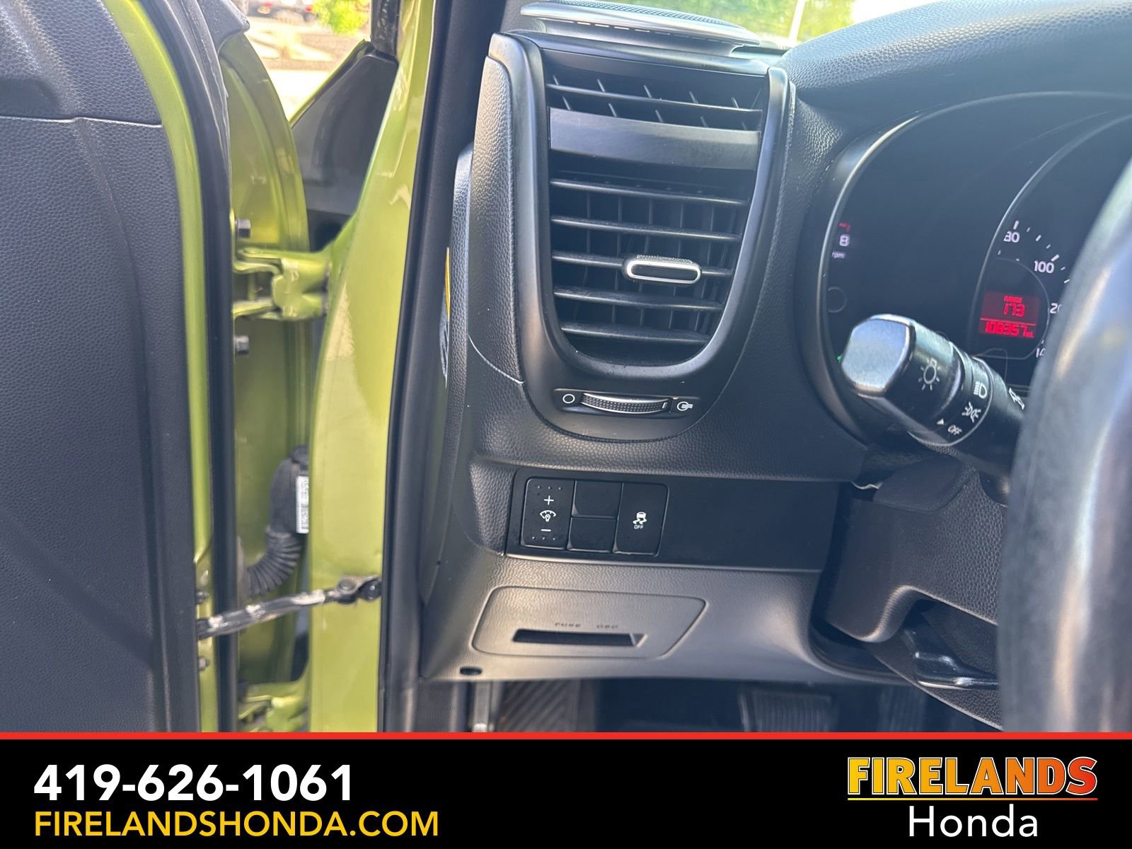 Used 2014 Kia Soul FWD image 14