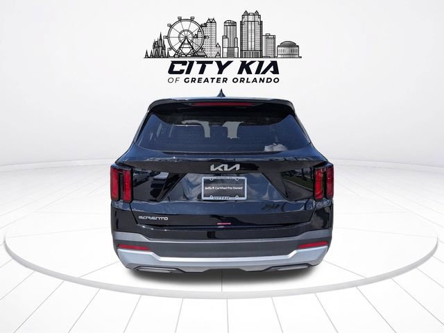 Used 2026 Kia Sorento LX FWD image 5