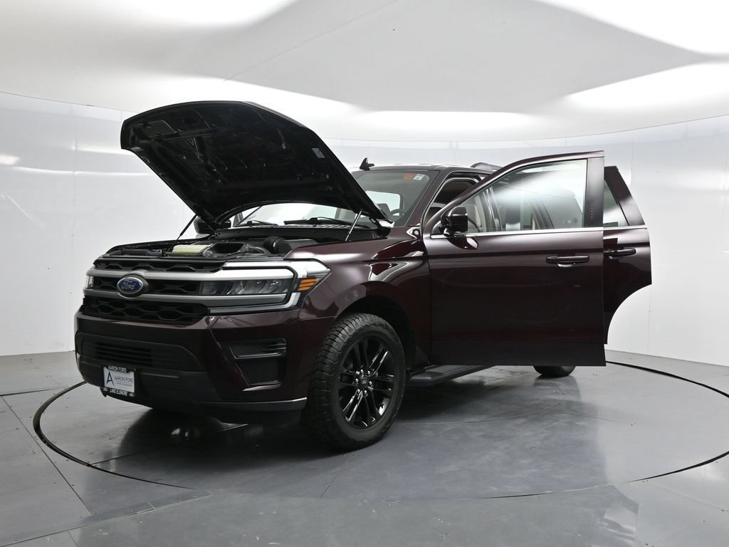 Used 2024 Ford Expedition XLT RWD image 43