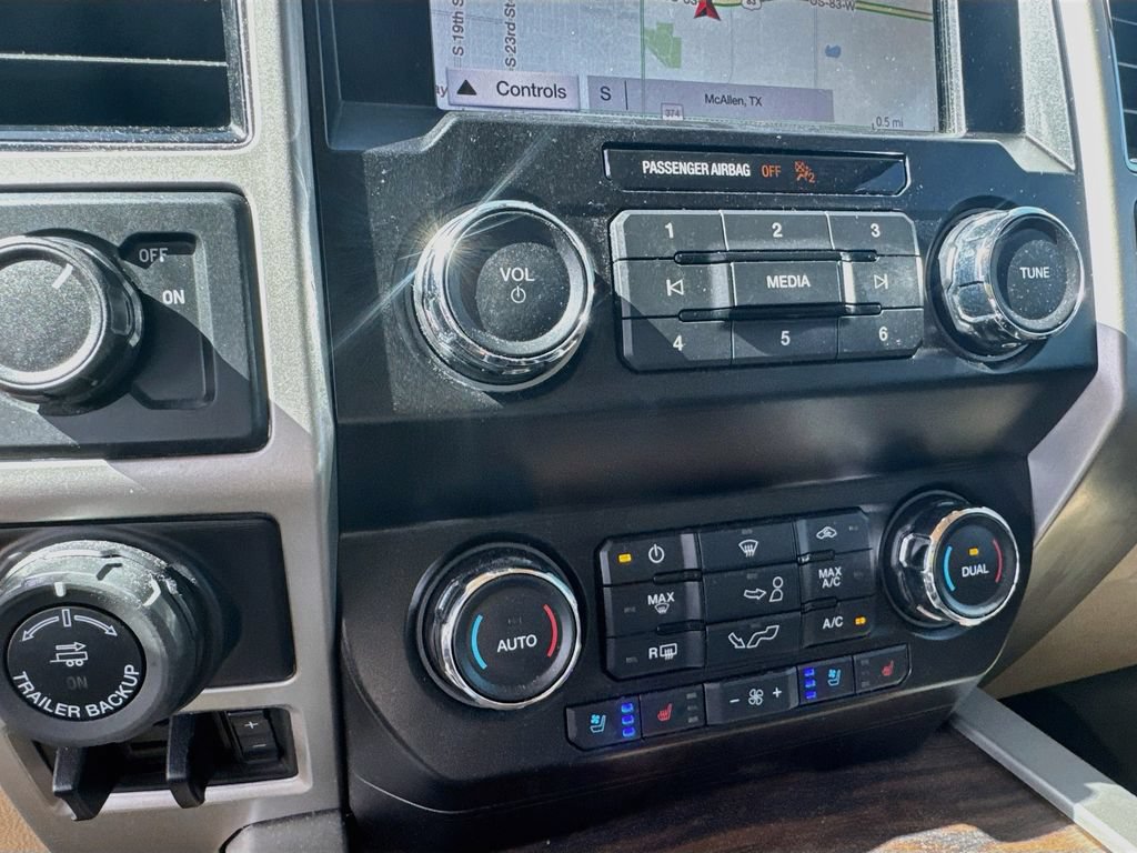 Used 2019 Ford F150 Lariat RWD image 18