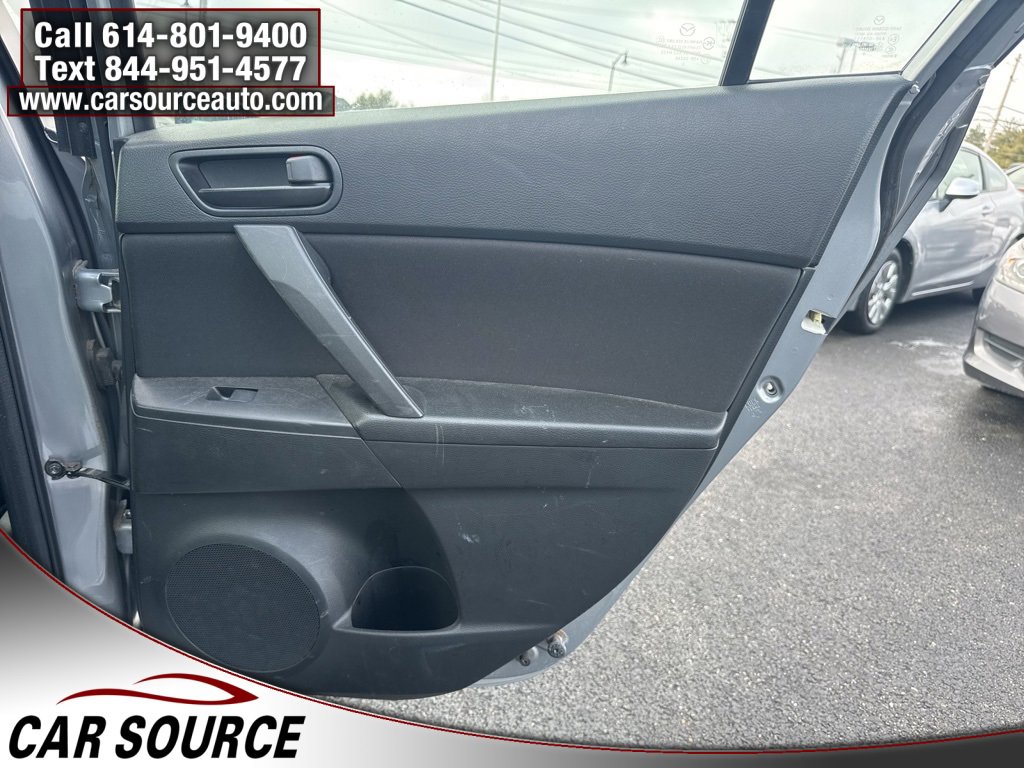 Used 2011 MAZDA MAZDA3 i Sport image 20