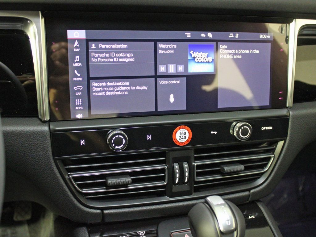 Certified 2025 Porsche Macan Turbo image 27