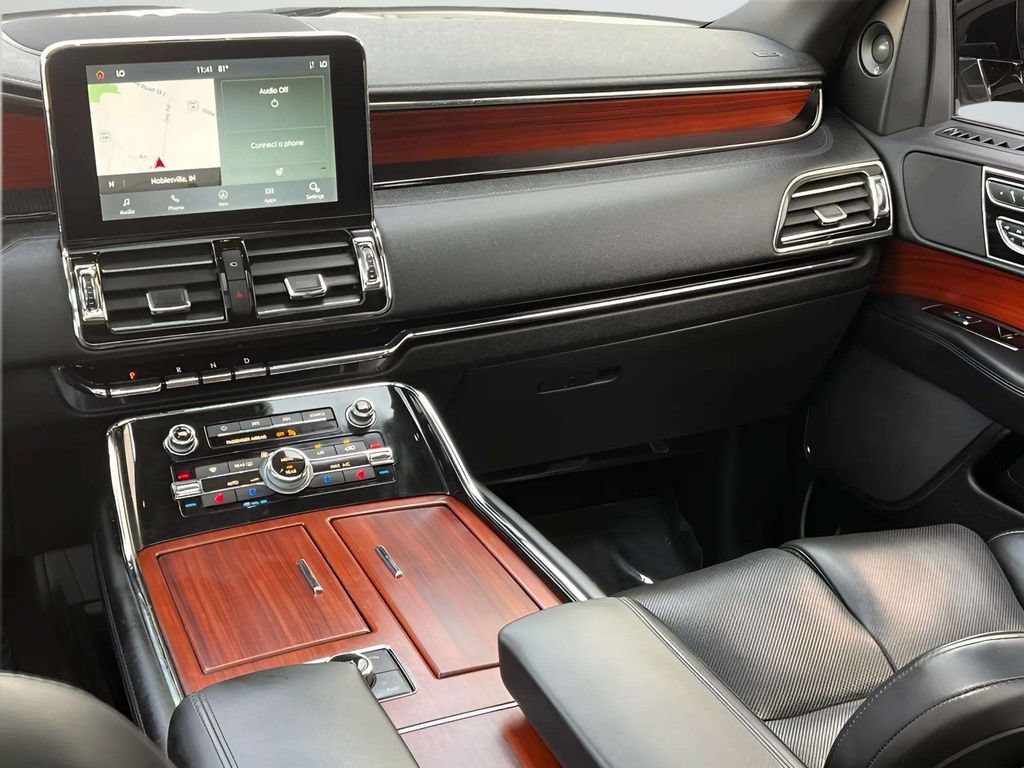Used 2021 Lincoln Navigator L Reserve AWD/4WD image 22