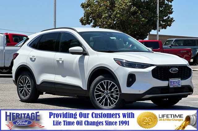 New 2025 Ford Escape SE w/ PHEV Premium Package