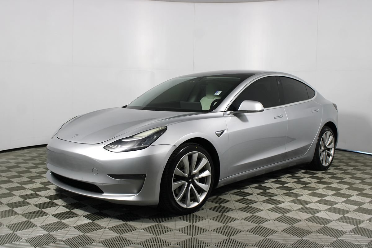 Used 2018 Tesla Model 3 Long Range AWD/4WD image 3