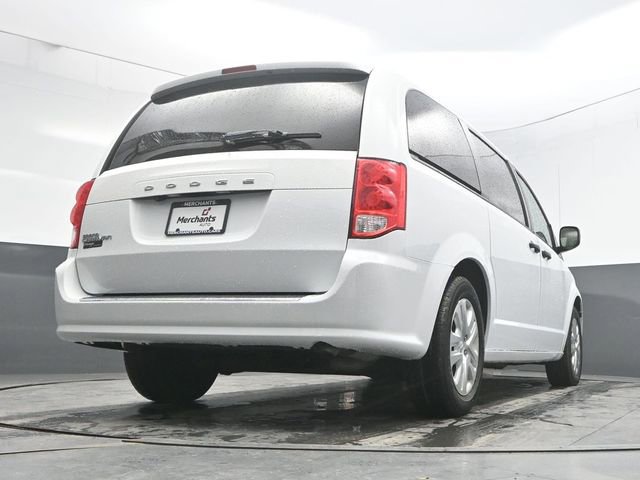 Used 2019 Dodge Grand Caravan SE FWD image 28