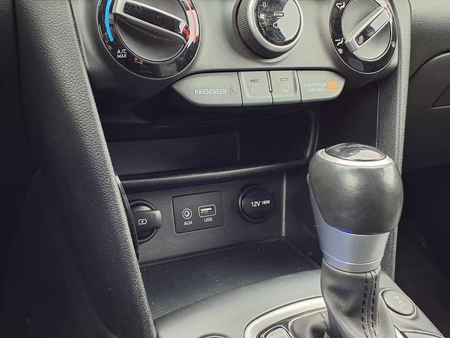 Used 2020 Hyundai Kona SEL image 13