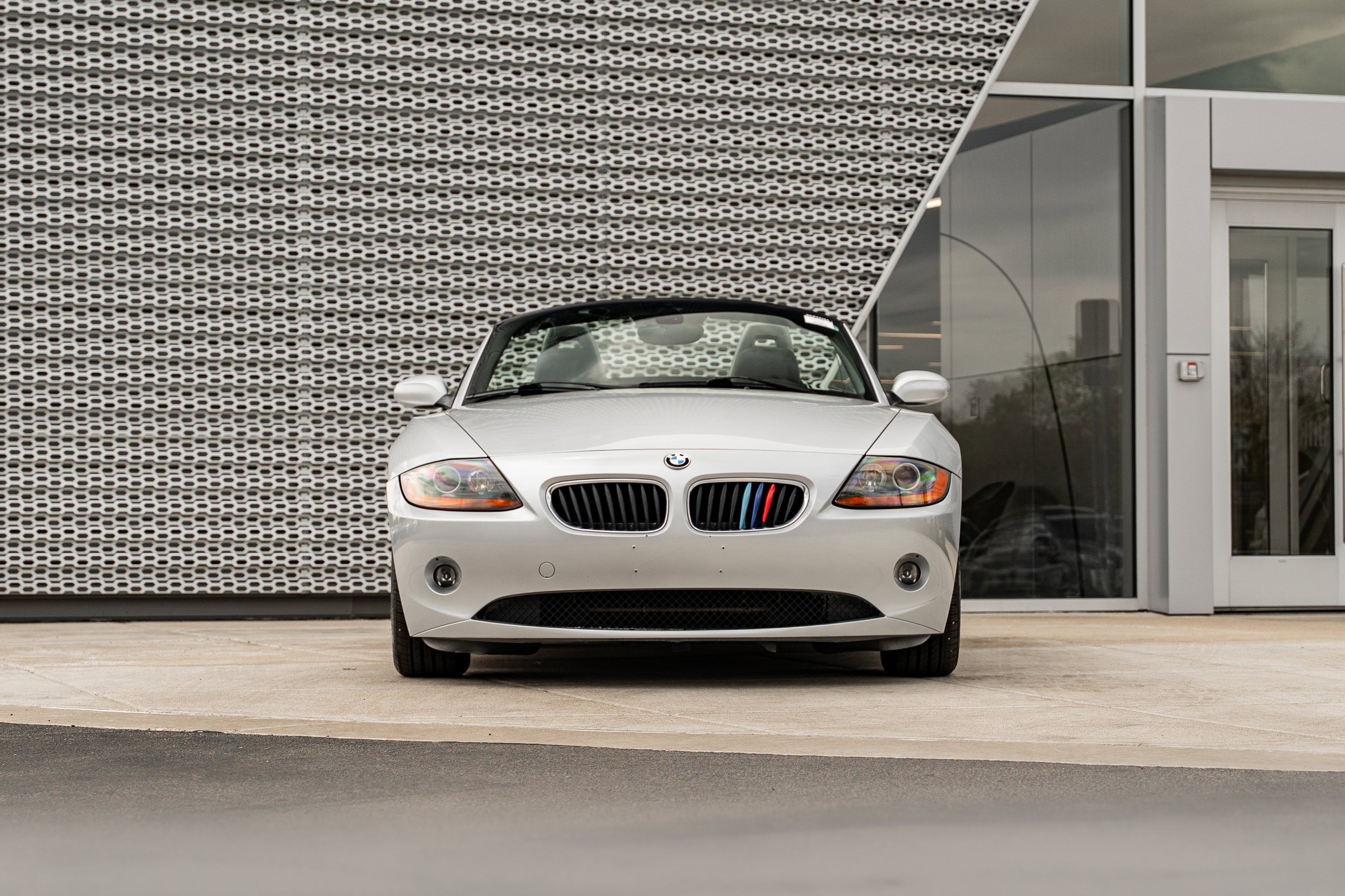 Used 2003 BMW Z4 2.5i RWD image 32