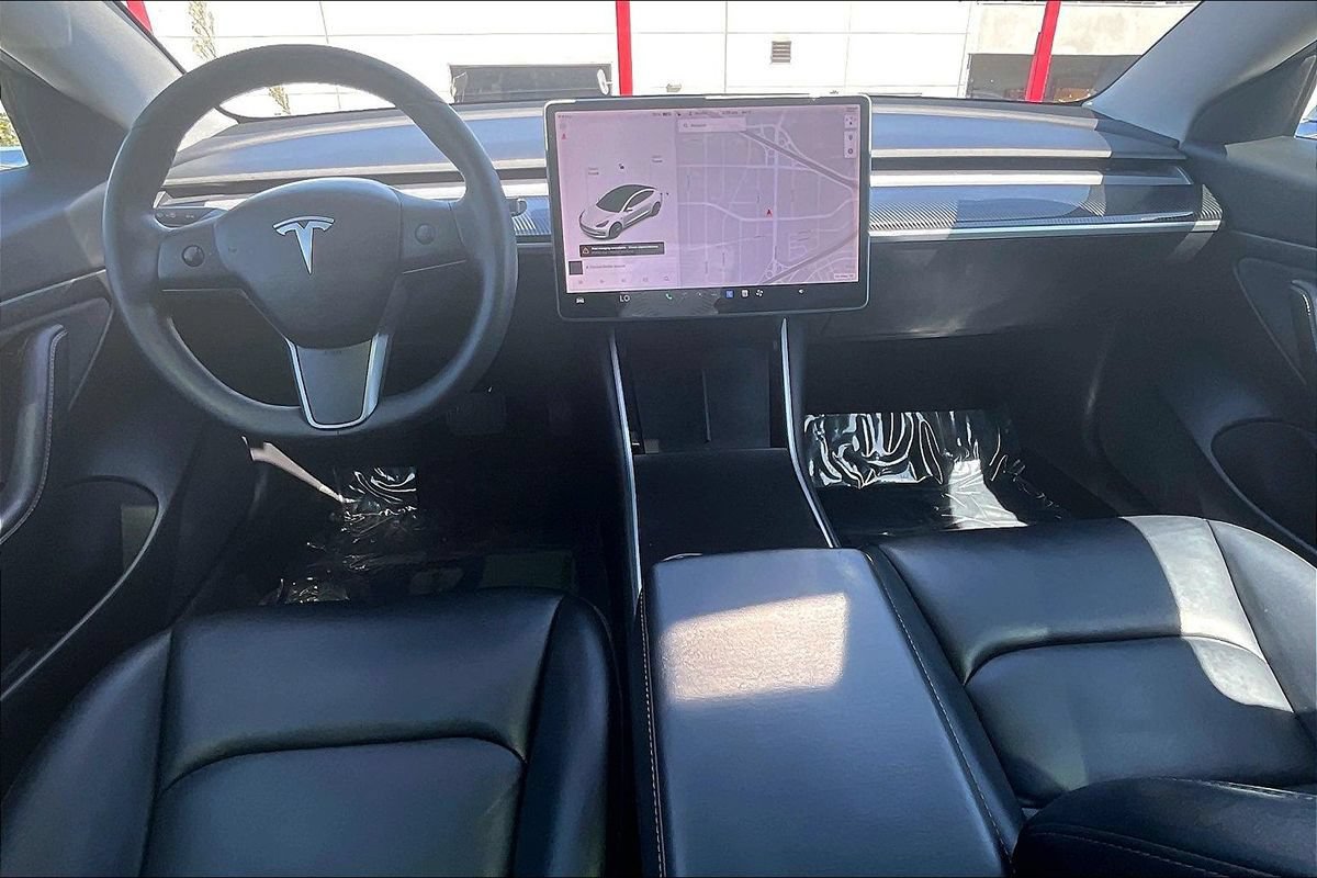 Used 2020 Tesla Model 3 Standard Range Plus RWD image 28